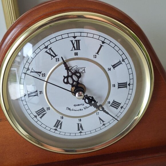 Vintage Large Wood Mantel Clock with Chime - Picture 7 of 9